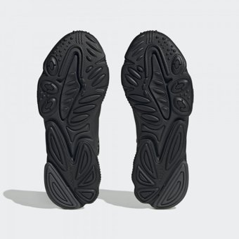 Adidas Oztral HP6565 Ortopedik Bağcıklı Erkek Günlük Ayakkabı Siyah