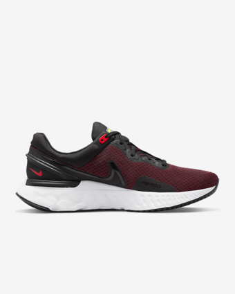 Nike React Miler 3 DD0490-003 Bağcıklı Erkek Koşu Ayakkabısı Siyah