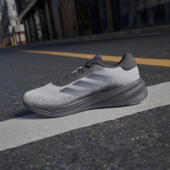 Adidas Supernova IG8321 Ortopedik Bağcıklı Adiwear Erkek Koşu Ayakkabısı Beyaz