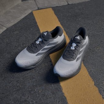 Adidas Supernova IG8321 Ortopedik Bağcıklı Adiwear Erkek Koşu Ayakkabısı Beyaz