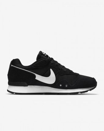 Nike Venture Runner CK2948-001 Bağcıklı Kadın Günlük Ayakkabı Siyah