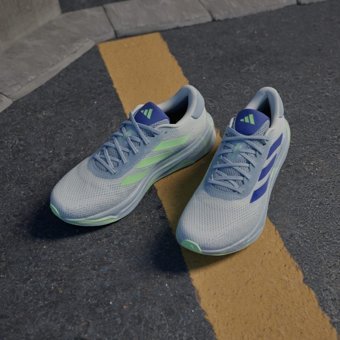 Adidas Supernova Stride ID0329 Ortopedik Bağcıklı Adiwear Erkek Koşu Ayakkabısı Beyaz
