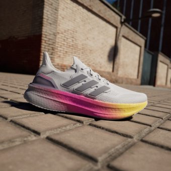 Adidas Ultraboost 5 ID8810 Ortopedik Bağcıklı Erkek Koşu Ayakkabısı Beyaz