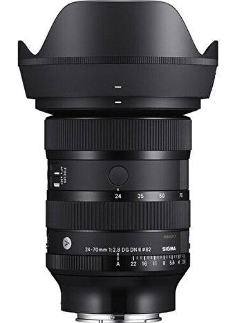 Sigma 24-70 mm f/2.8 Lens