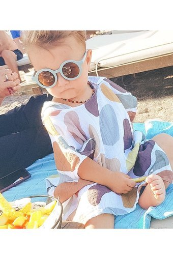 Yula Taş Giyilebilir Müslin Plaj Havlusu Çok Renkli