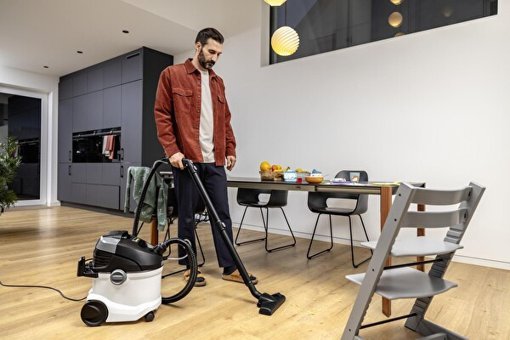 Karcher SE 5 Halı ve Koltuk Yıkama Makinesi - Su Arıtma Sürahisi Hediyeli