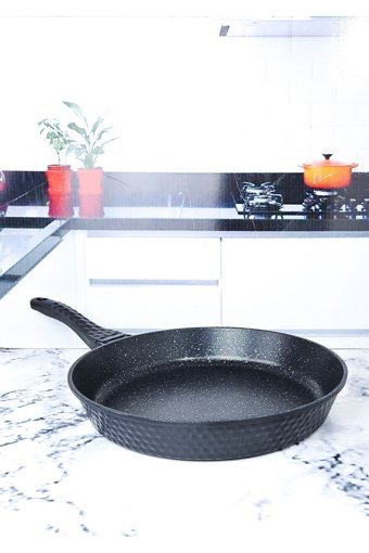 Bre Home Ezme Plastik Saplı Döküm 32 cm Kızartma Tava Gri