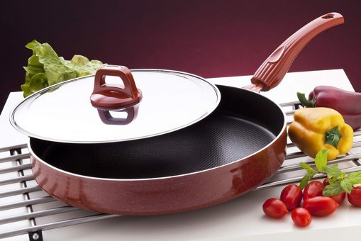 Kahramanlar Plastik Saplı Teflon 32 cm Balık Tava Kırmızı