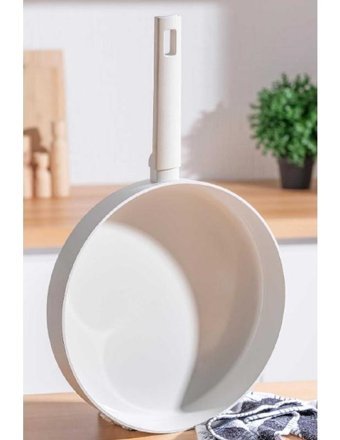 Acar Ultimate Pro BFT-05933 Plastik Saplı Alüminyum 26 cm Düz Tava Beyaz