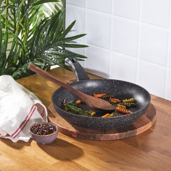 Karaca Viento Plastik Saplı Bio Granit 26 cm Düz Tava Siyah