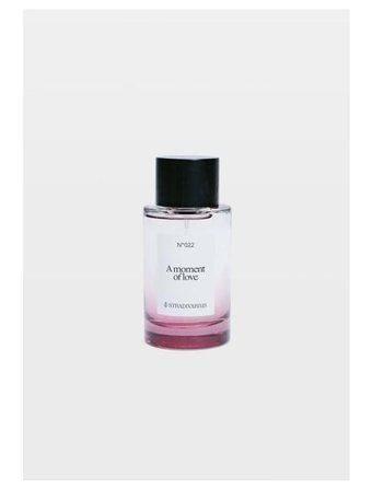 Stradivarius N. 22 ‘A Moment of Love EDT Amber-Bergamot-Sandal Ağacı Kadın Parfüm 100 ml