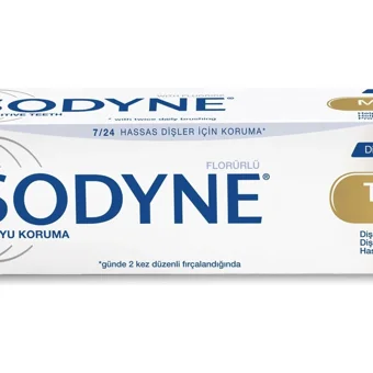 Sensodyne Tam Koruma ve Beyazlatıcı Naneli Florürlü Diş Macunu 75 ml