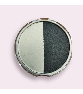 Kiss Cosmetics Çift Katlı Toz ve Top Far 01 Toz Işıltılı Palet Göz Farı