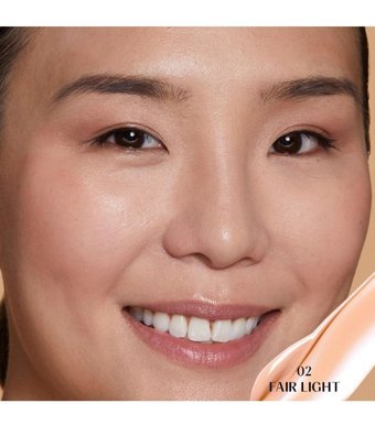 Huda Beauty GloWish Bright Light Sheer 02 Fair Light Göz Altı Likit Fırça Kapatıcı
