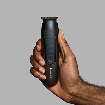 Remington PG780 Burun Kulak Saç Sakal Vücut 4 Başlıklı Çok Amaçlı Kuru Tıraş Makinesi