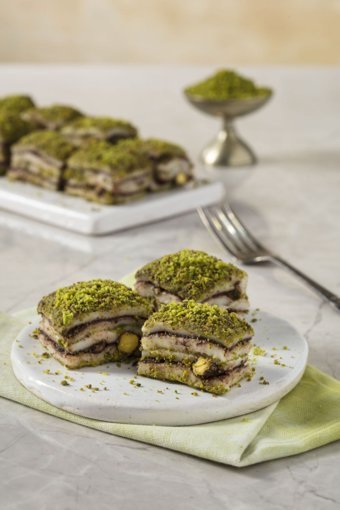 Meşhur Safranbolu Lokumcusu Antep Fıstıklı Kavrulmuş Lokum 1 kg
