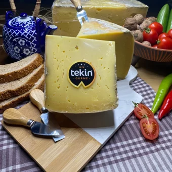 Tekin Gurme Kars Eski Kaşar Peyniri 500 gr