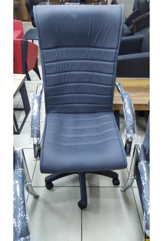 Ak Büro LNA1 Kolçaklı Dönerli Siyah Çalışma Sandalyesi