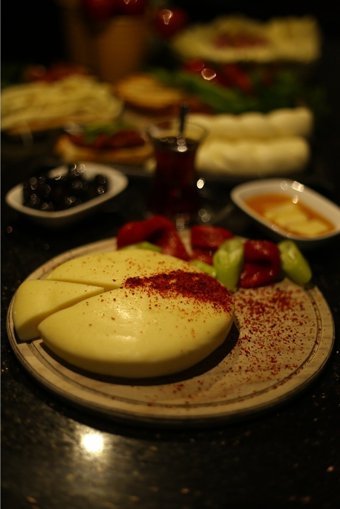 Adapey Çerkez İnek Peyniri 500 gr