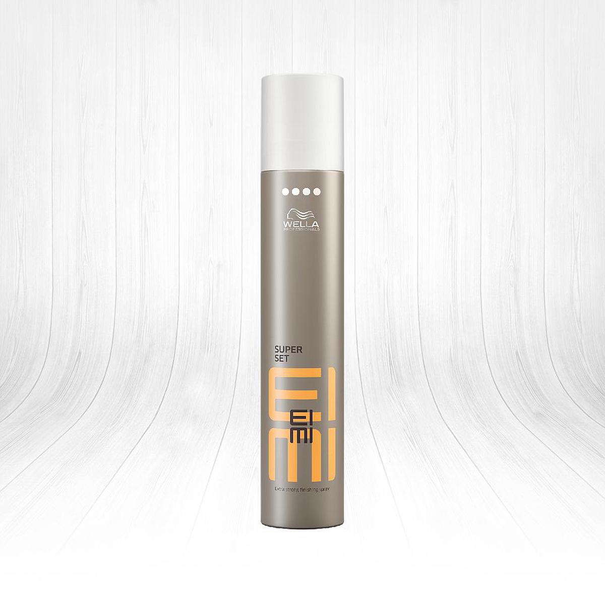 Wella Eımı Super Set Ekstra Şekillendirici Islak Görünümlü Provitaminli Ekstra Güçlü Saç Spreyi 500 ml