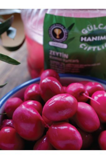 Gülcan Hanımın Çiftliği Pancarlı Tuzlu Pancarlı Yeşil Zeytin Pet Kavanoz 500 gr