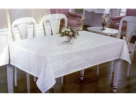 Smyak Colber Polyester 160x220 cm Dertsiz Dikdörtgen Masa Örtüsü Beyaz