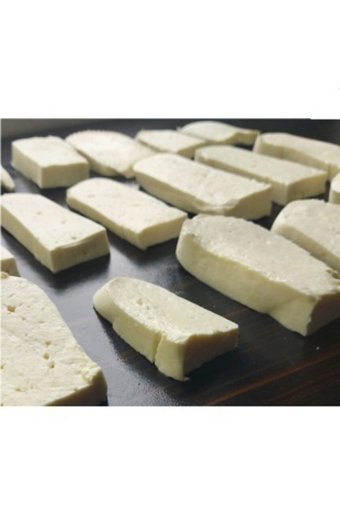 Niyazibey Çiftliği Hellim İnek Peyniri 250 gr