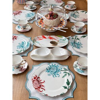 Rossev Fleur 42 Parça 6 Kişilik Beyaz-Bordo-Mavi Desenli Porselen Kahvaltı Takımı