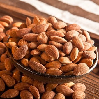 Muhteşem Tesisleri Kavrulmuş Tuzsuz Organik Glutensiz Tane İçi Badem 1 kg