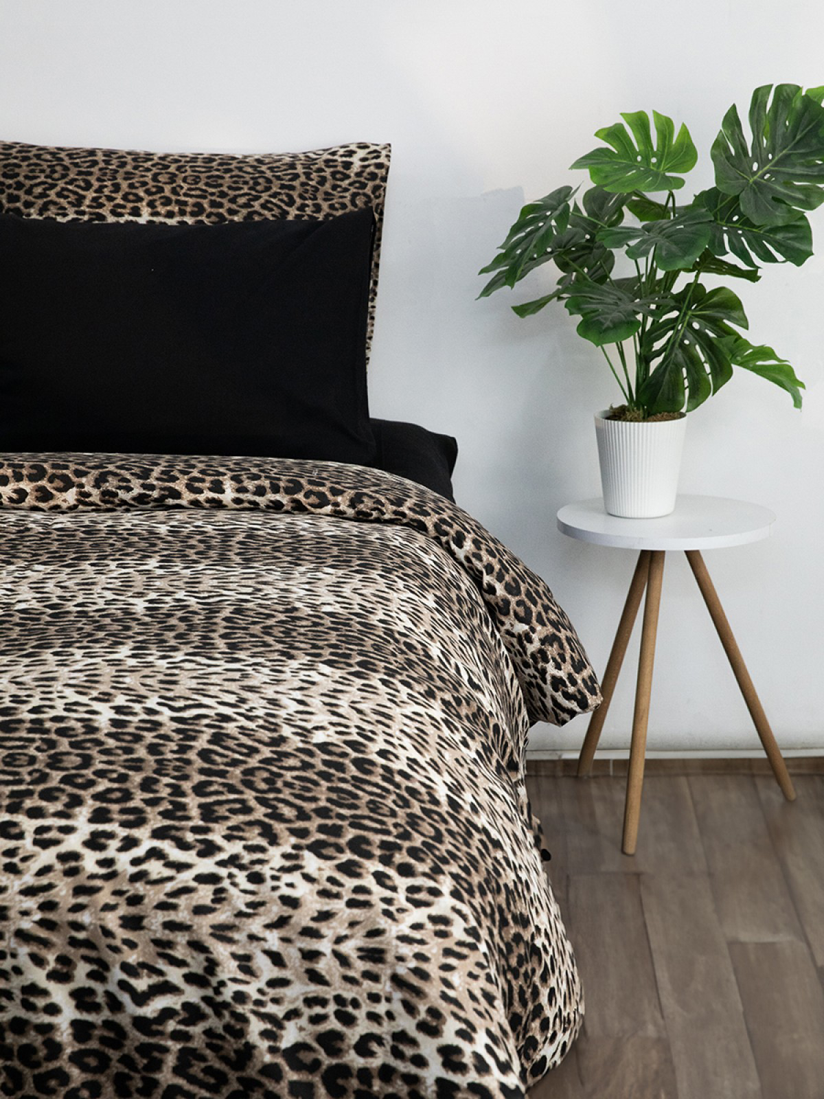 Favora Pamuk-Polyester 160x220 cm Lastikli Çarşaflı Leopar Tek Kişilik Nevresim Takımı Siyah