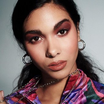 Inglot Playinn Blurry Berry Toz Mat Far Paleti