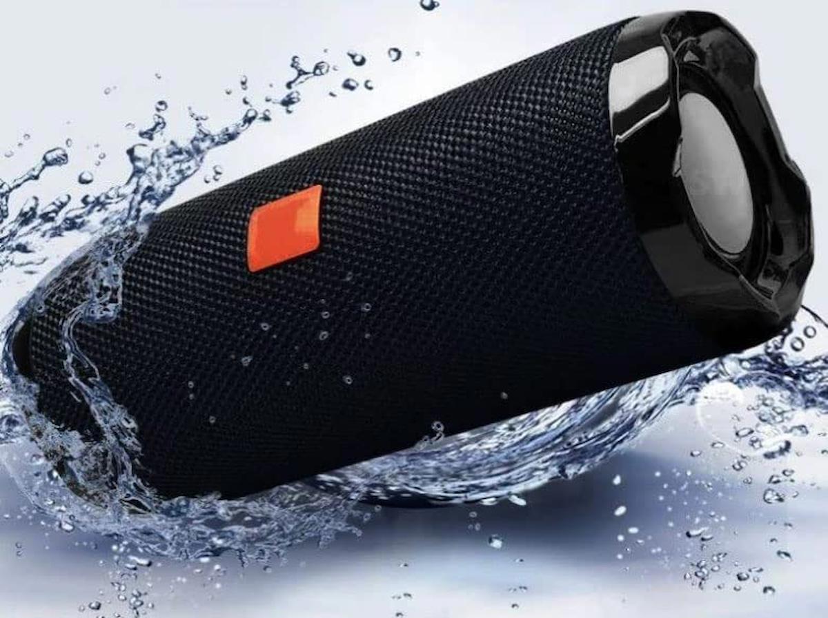 Coverzone F116 10 W Siyah Bluetooth Hoparlör