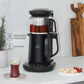 Karaca Robotea 3 in 1 Konuşan Otomatik Cam Demlikli 2500 W Plastik Gövdeli Rose Gold Retro Çay Makinesi