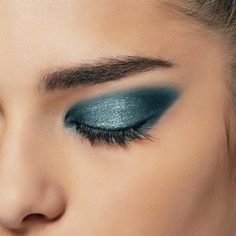 L'Oreal Paris No:39 Iconic Toz Metalik Tekli Far Yeşil