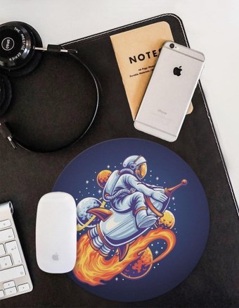 WuW Astronot ve Roket Yuvarlak 20 cm S Mousepad Çok Renkli