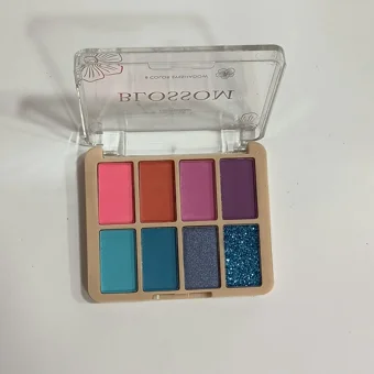 Roesia Rose Cosmetics Blosssom Krem Mat Far Paleti