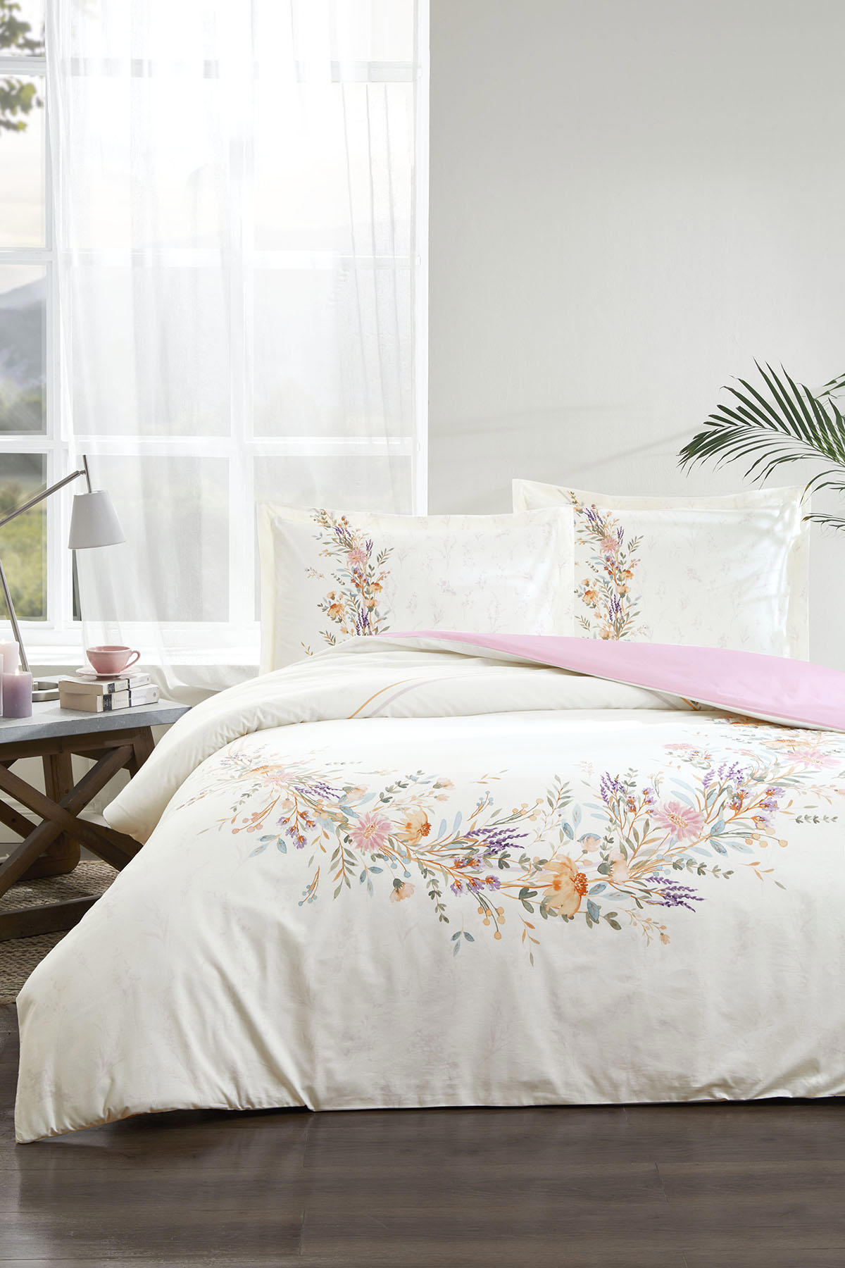 Özdilek Lavander Pamuk 4 Mevsim 240x260 cm Çarşaflı Baskılı Çift Kişilik Nevresim Takımı Çok Renkli