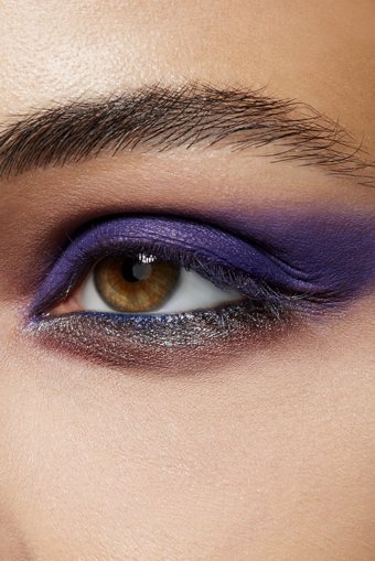 Mac Power To The Purple Toz Tekli Far Mor