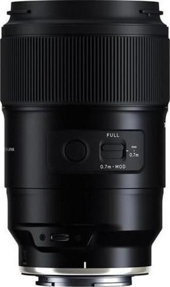Tamron Di III Macro VXD 90 mm f/2.8 Teleconverter Lens