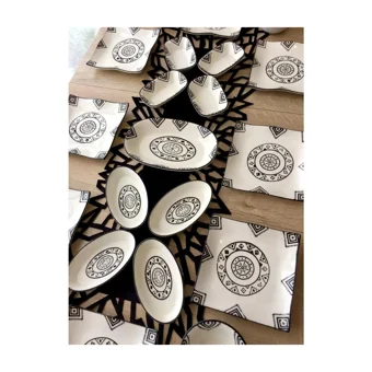 Venüs Home Kilim Desenli 21 Parça 8 Kişilik Seramik Kahvaltı Takımı Beyaz-Siyah