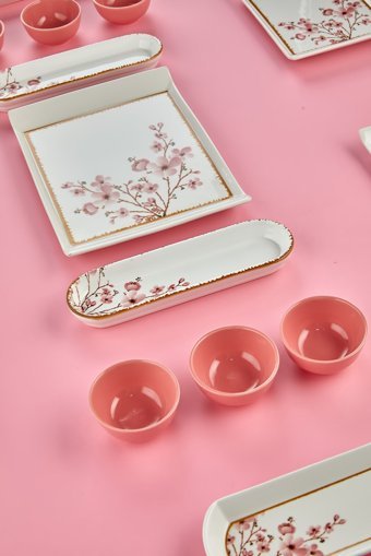 Erbaşlar Sakura Kare Desenli 21 Parça 8 Kişilik Seramik Kahvaltı Takımı Pembe