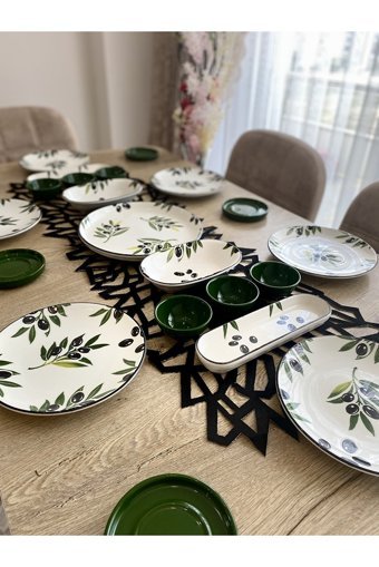 Yiğit Seramik Züccaciye Ege Desenli 23 Parça 6 Kişilik Seramik Kahvaltı Takımı Siyah