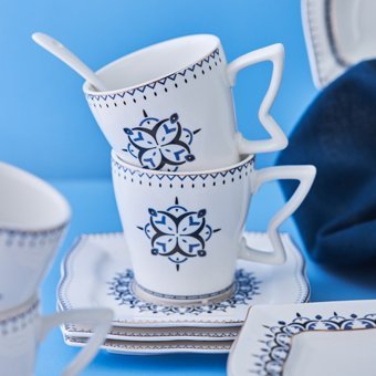 Karaca New Blau Kare Desenli 32 Parça 6 Kişilik Porselen Kahvaltı Takımı Beyaz