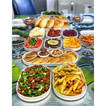 Acar Kahvaltı Kare 18 Parça 6 Kişilik Porselen Kahvaltı Takımı Beyaz