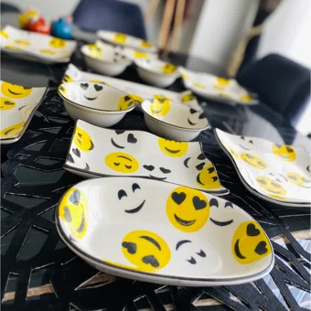 Venüs Home Decoratıon Happy Face Desenli 13 Parça 4 Kişilik Seramik Kahvaltı Takımı Sarı