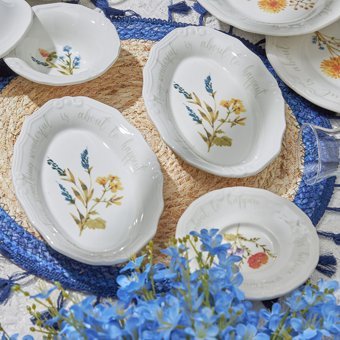 Karaca Lovega Elips-Yuvarlak Desenli 26 Parça 6 Kişilik Stoneware Kahvaltı Takımı Beyaz
