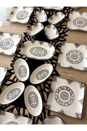 Venüs Home Decoratıon Kilim Desenli 21 Parça 8 Kişilik Seramik Kahvaltı Takımı Siyah