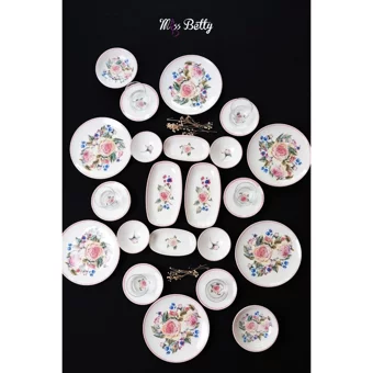 Miss Betty Rose Deluxe Desenli 22 Parça 6 Kişilik Porselen Kahvaltı Takımı Beyaz