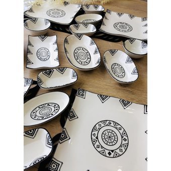 Venüs Home Decoratıon Kilim Desenli 16 Parça 4 Kişilik Seramik Kahvaltı Takımı Siyah