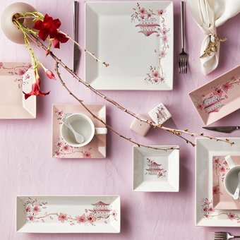 Karaca Minka Kare Desenli 32 Parça 6 Kişilik Porselen Kahvaltı Takımı Beyaz-Pembe
